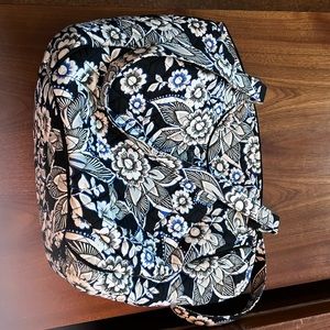 Vera Bradley “Glenna” factory style bag